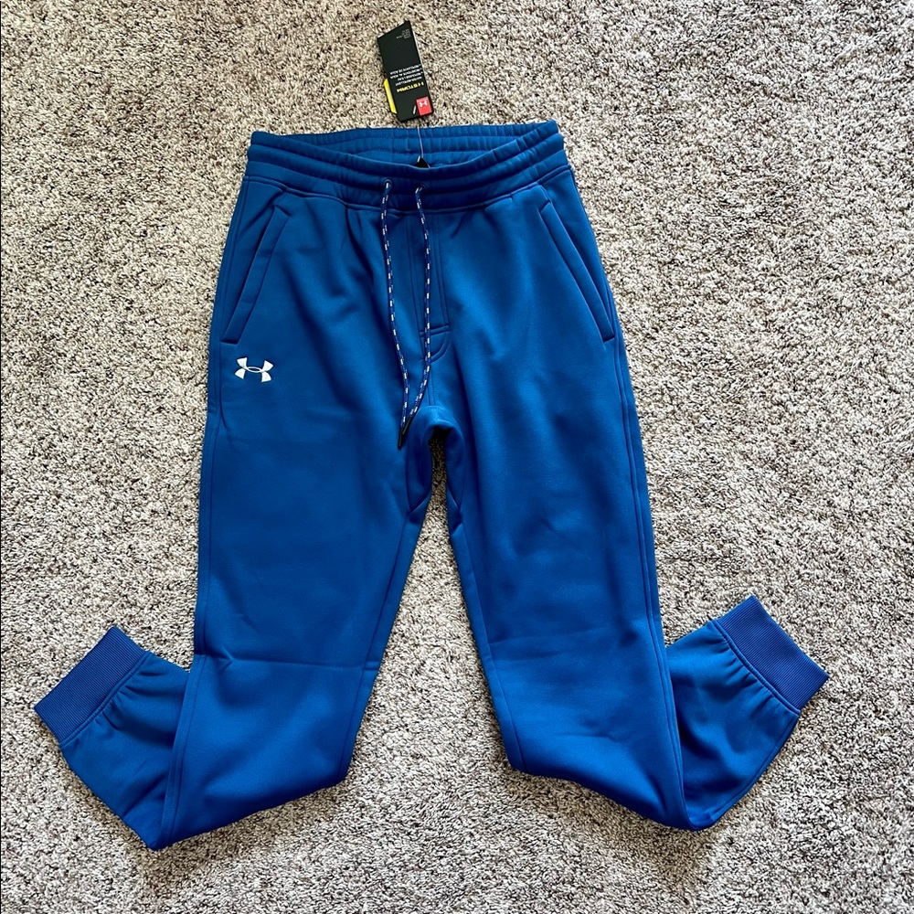 NWT mens under Armour joggers -M